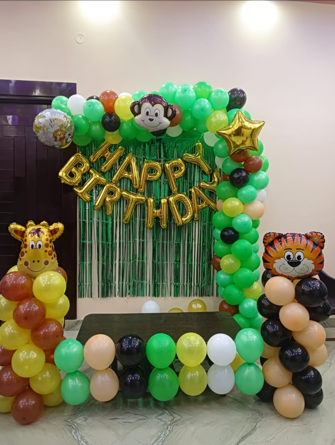 Wild Safari Birthday Decor