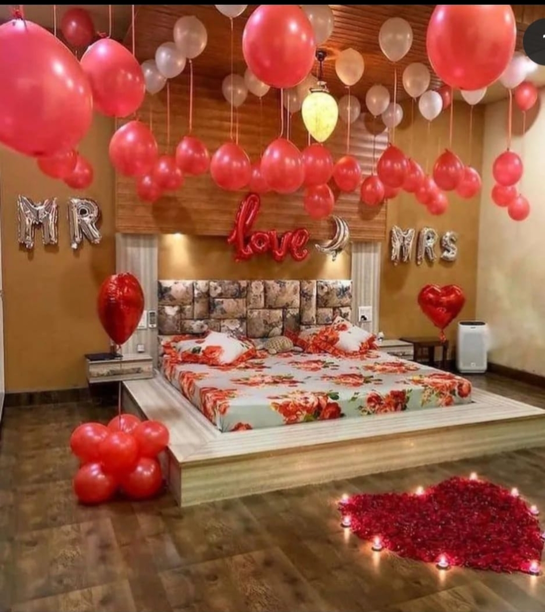 Romantic Mr & Mrs Love Decoration