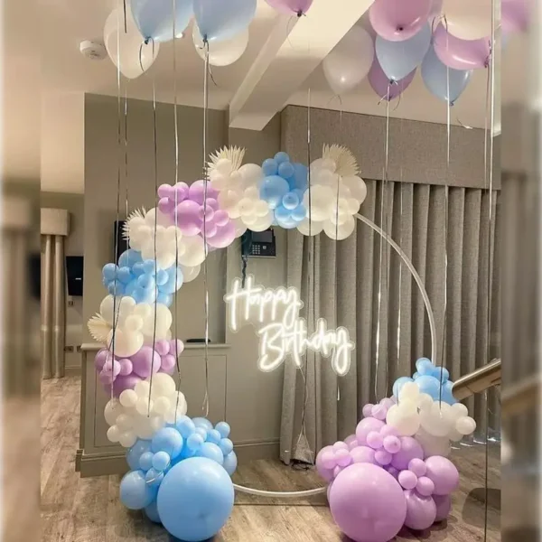 Snowy Ring Birthday Decoration